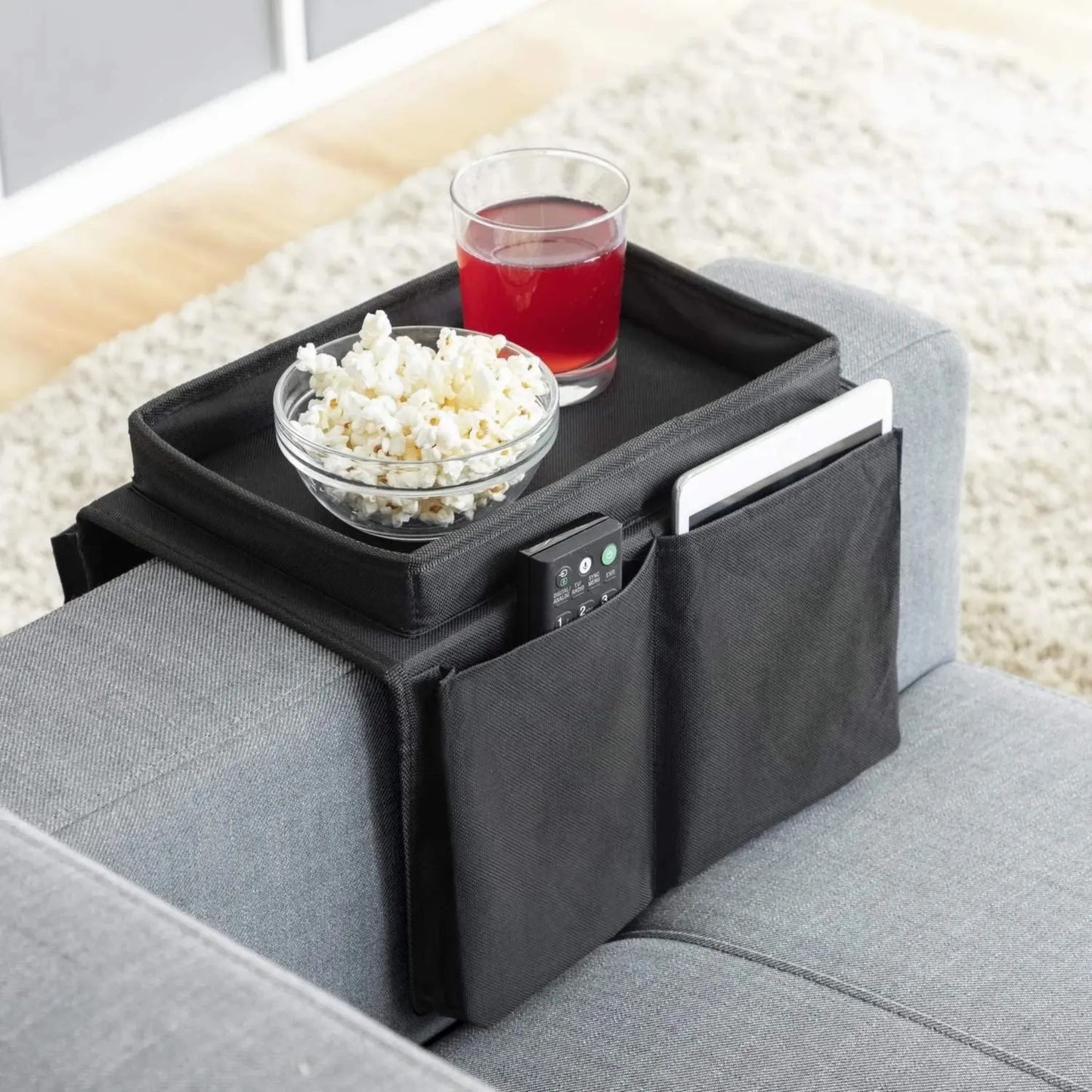 SofaPocket™ – Organizador de Sofá con Bandeja Superior y 6 Bolsillos